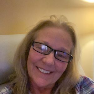 Meet your Posher, Robynne